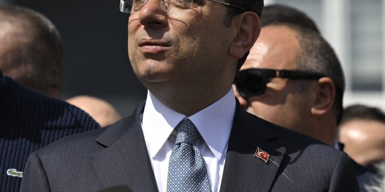 Turkish Prosecutors Accuse Jailed Istanbul Mayor of Forging University Diploma